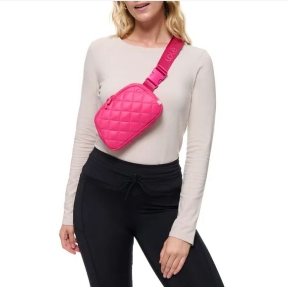 Lolë Unisex 1L Quilted Belt Bag Pockets Key Clip 2-way Zip 7.5x5x2" Pink NWT - Picture 1 of 6
